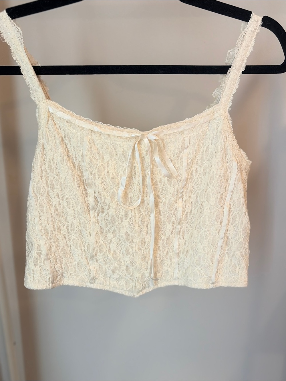 American Eagle Outfitters Cream Lace Crop Tank Top